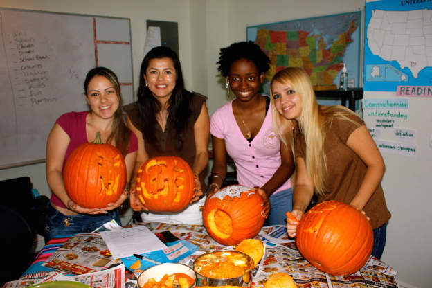 Enjoy Halloween traditions when you learn English in the USA.